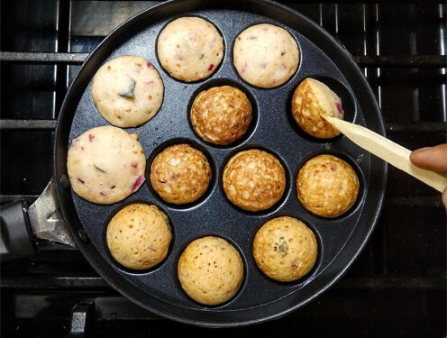 South Indian Grandmas’ Sunday Special : The Paniyaram Fare!