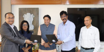 Garuda Aerospace donates Rs 1 cr worth Kisan Drones to Kaushalya – The Skill University, Gujarat for Drone Pilot & Skilling
