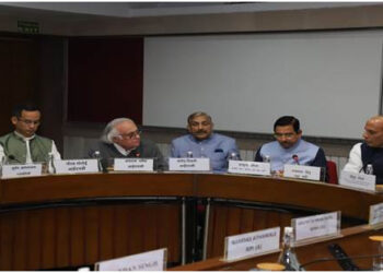 Govt holds meeting with Floor Leaders of Political Parties ahead of Winter Session of Parliament