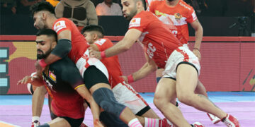 Sonu shines yet again as Gujarat Giants defeat Bengaluru Bulls in a humdinger