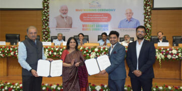Innovating Gujarat: Young Entrepreneur Dhruv Panchal and CM ink groundbreaking AI deal