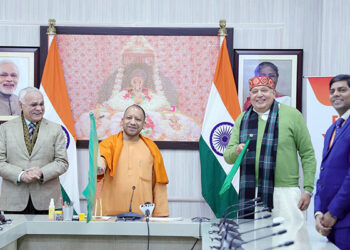 Scindia flags off inaugural flight connecting Ayodhya to Bangalore and Kolkata
