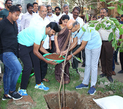 Chennai Mayor launches PrCCIT’s Swachhata Pakhwada campaign at ‘Nandavanam’
