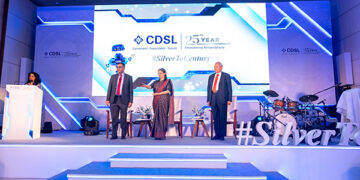 SEBI chief launches CDSL’s multi-lingual initiatives for ease of doing business for investors