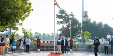 IITGN celebrates 75th R-Day with patriotic fervor; fetes essential services workers