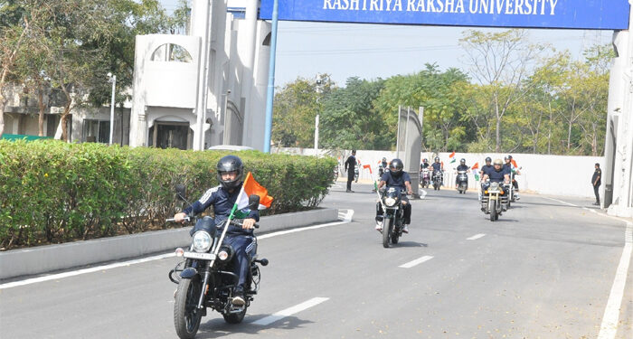 ICG Regional Commander leads HQs (North-West) to RRU bike rally to mark 48th Raising Day