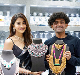 Bhima Jewellers hosts exclusive meet and greet with Pooja Hegde as well as spl offer