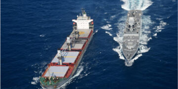 Indian warship provides critical assistance to foreign merchant vessel in Gulf of Aden