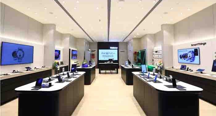 Samsung inaugurates Second Premium Experience Store in The Mall of Asia in Bengaluru