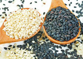 Sunday Special: Sesame Seeds On The Plate!