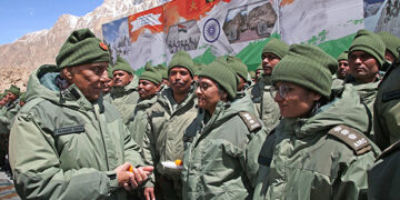 Rajnath Singh visits Siachen and carries out on-the-ground assessment of security situation