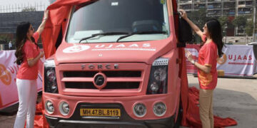 Ujaas Menstrual Health Express van reaches TN coast to distribute free sanitary pads