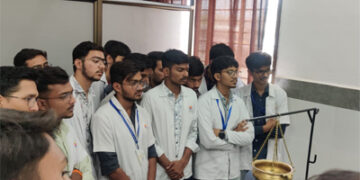 Study tour: Aarihant Ayurvedic Medical College students visit Govt Ayurveda Hospital in Kadi