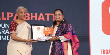 FM Nirmala Sitaraman felicitates Alpa Bhatt from Ahmedabad at Swiggy ‘She The Change’ initiative