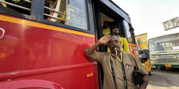 Chennai Super Kings gifts 8,000 quality metal whistles to MTC bus conductors