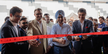 JSW MG Motor expands network in Ahmedabad; inaugurates new dealership on SG Highway in Sola
