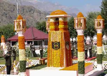 Pak has not learnt anything from its past and has continued to wage proxy war: PM
