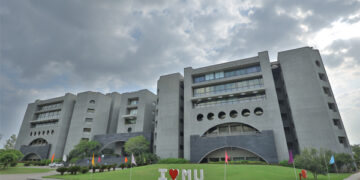 On Day Zero of placement season,100 students of Marwadi University get job offers