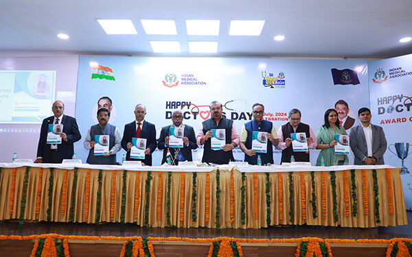 The Indian Medical Association unveils special booklet on Headache Management
