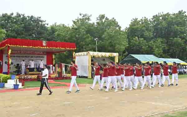 Gujarat Frontier IG honours winners of 44th BSF Inter-Frontier Wrestling Cluster-2024