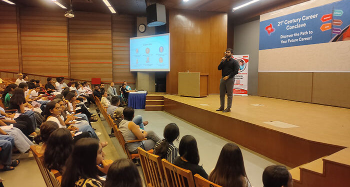 eKal Academy’s 21st Century Career Conclave attracts students from across Ahmedabad