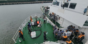 ICG’s midnight medical evacuation saves fisherman with severe burns off Kakinada