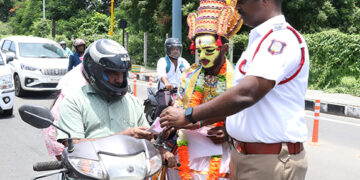 Ahead of Zero Accident Day, AM Jain College- Chennai Traffic Police hold ‘Head First’