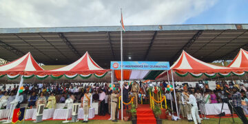 78th Independence Day: Southern Railway GM hoists tricolor at Railway Stadium