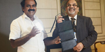 Fizix Solar Innovations unveil Kinematic Charger KC5V – a Solar Integrated Next Generation Architecture device