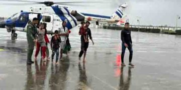 Braving weather ICG airwing daredevils rescue 33 stranded citizens in Gujarat