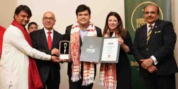 World Book of Records fetes Deepkamal Corpn for selling over 1 lakh autos in Ahmedabad