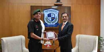 Southern Command GOC-in-C Lt Gen Seth visits RRU to explore tie-up in education and training
