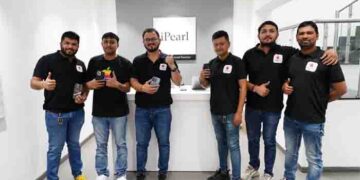  iTronics & iPearl Apple Stores launch sale of Made in India iPhone 16 Series in Ahmedabad 