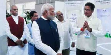 Prime Minister Narendra Modi visits IREDA Pavilion at RE-INVEST in Gandhinagar