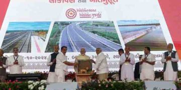 PM Modi lays foundation stone, inaugurates projects worth over Rs 4,900 crore in Amreli