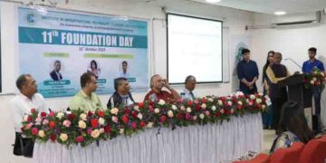 11th Foundation Day: IITRAM fetes teaching and non-teaching staff for completing a decade of service