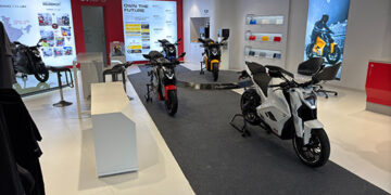 Ultraviolette solidifies presence across S India with the launch of new Experience Center in Chennai