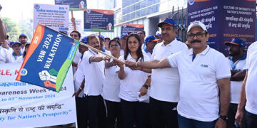 Bank of India MD administers integrity pledge to staffers during Vigilance Awareness Week 2024