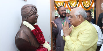 Gujarat CM inaugurates Virasat folk art museum, National Poet Zaverchand Meghani Museum