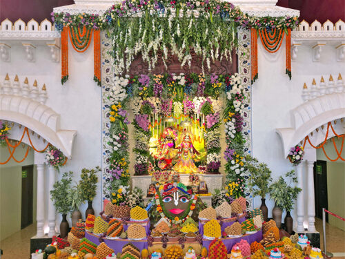 Hare Krishna Mandir, Bhadaj celebrates Govardhan Puja & Annakuta Mahotsav on New Year