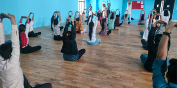 CC Sheth College of Commerce, Art of Living hold workshop on meditation