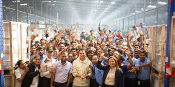 Akshay Kumar visits RR Kabel’s Waghodia facility to reinforce commitment to safety and innovation