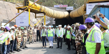 Railways Minister inspects groundbreaking Mumbai-Ahmedabad Bullet Train Tunnel work