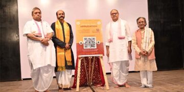 Vallabhkul Balkus and Pandit Dal Chand Sharma launch ‘Pakhawaj’ App to preserve & propagate ancient art form among youth in Digital India
