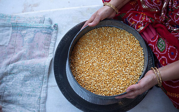 Union Agri Minister approves extension of Groundnut procurement in Gujarat by 6 days & in Karnataka by 25 days