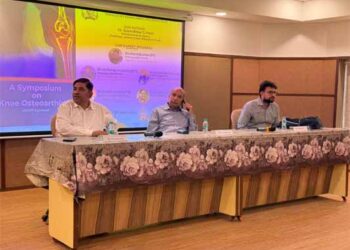 Shree B G Patel College of Physiotherapy holds symposium on ‘Knee Osteoarthritis’