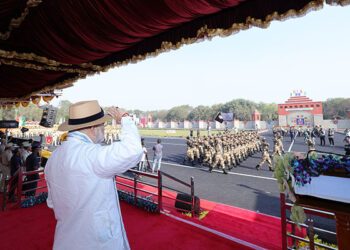 At CISF Raising Day parade, Amit Shah urges TN CM to impart professional courses in Tamil