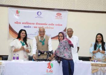 Wagh Bakri Tea Group reinforces commitment to women empowerment with self-employment kits