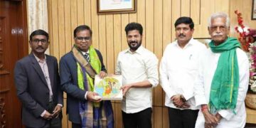 NABARD Chairman appraises Telangana Chief Minister about its developmental activities in state