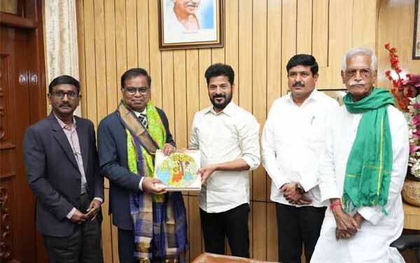 NABARD Chairman appraises Telangana Chief Minister about its developmental activities in state